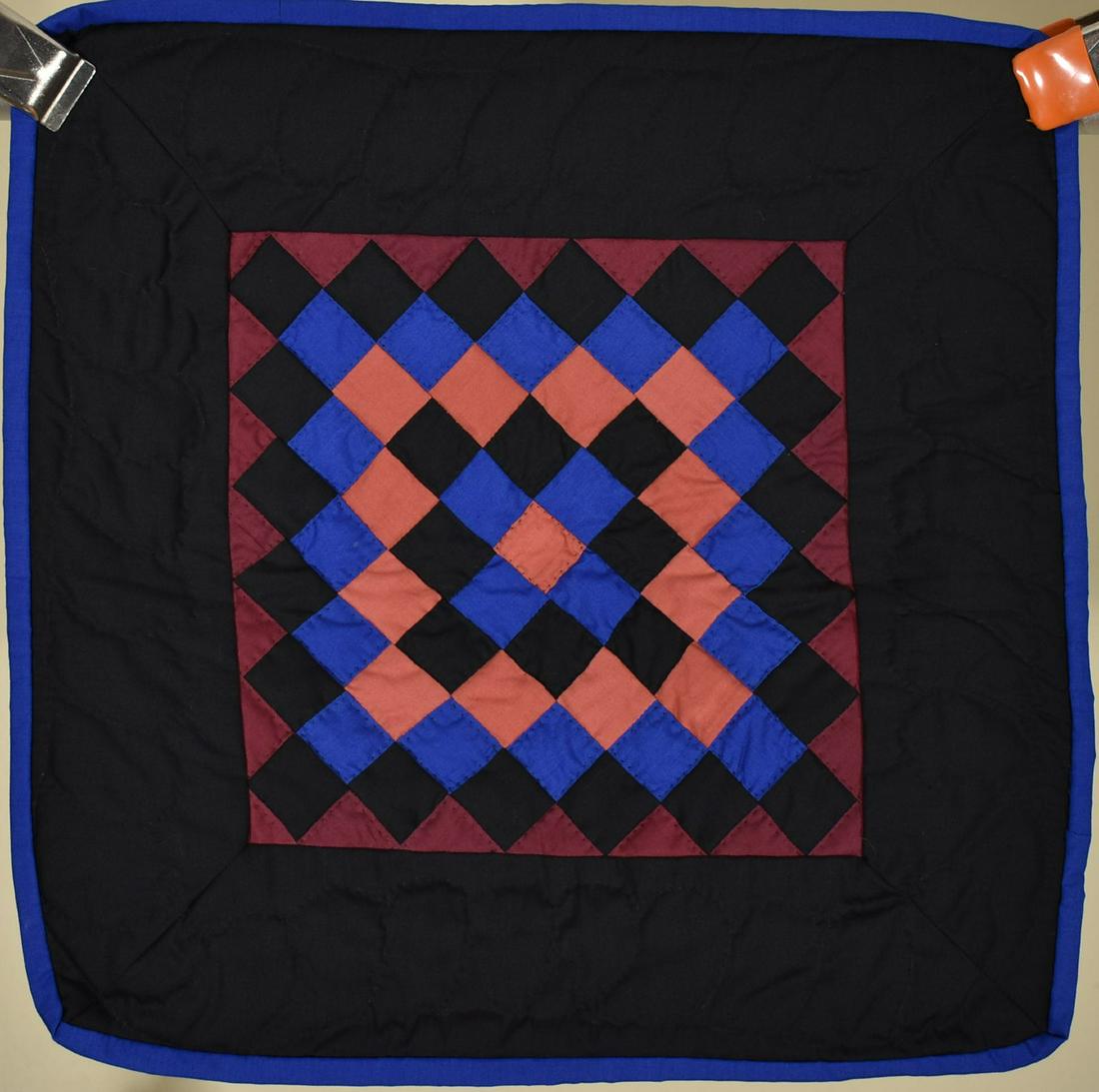 Amish Trip Around the World Doll Quilt (1 of 5)