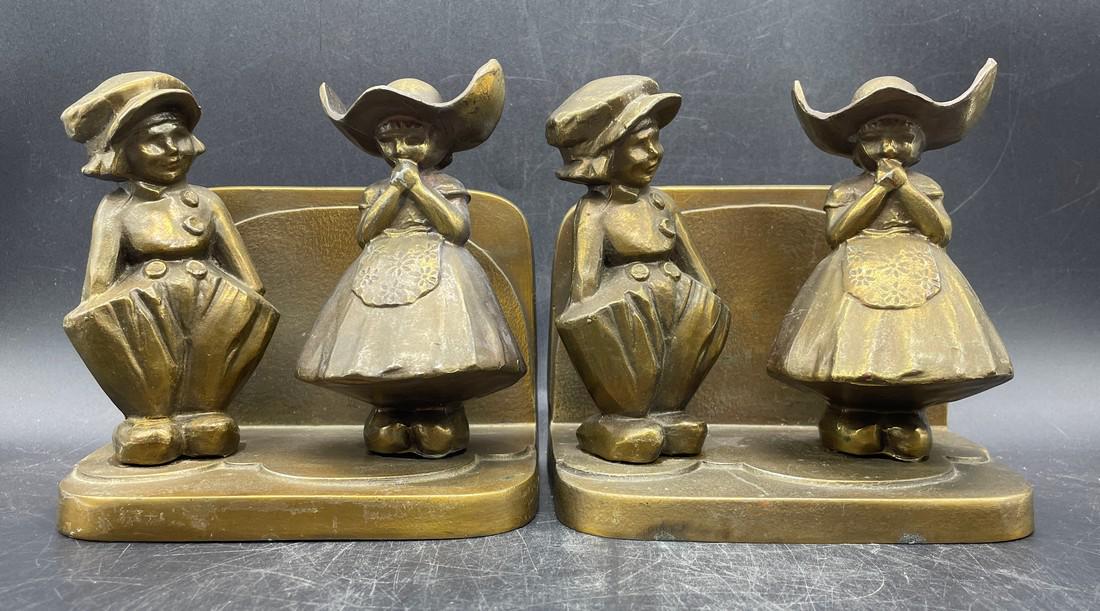 BRASS DUTCH BOY AND GIRL BOOKEND, FRANKART INC. 1934 (1 of 8)
