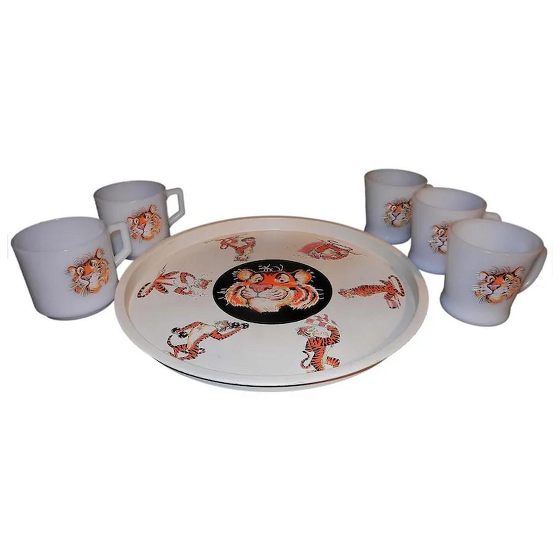 Vintage Mid-Century Esso/Exxon Tin Lithograph Round Metal Tiger Tray with Mugs (1 of 7)