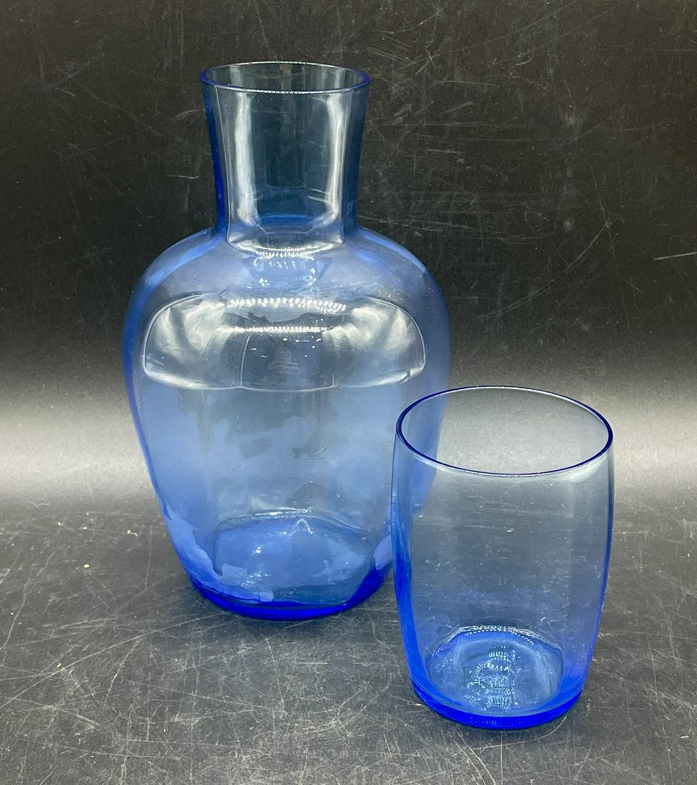 BLUE DEPRESSION Glowing GLASS TUMBLE UP WATER DECANTER AND TUMBLER (1 of 8)