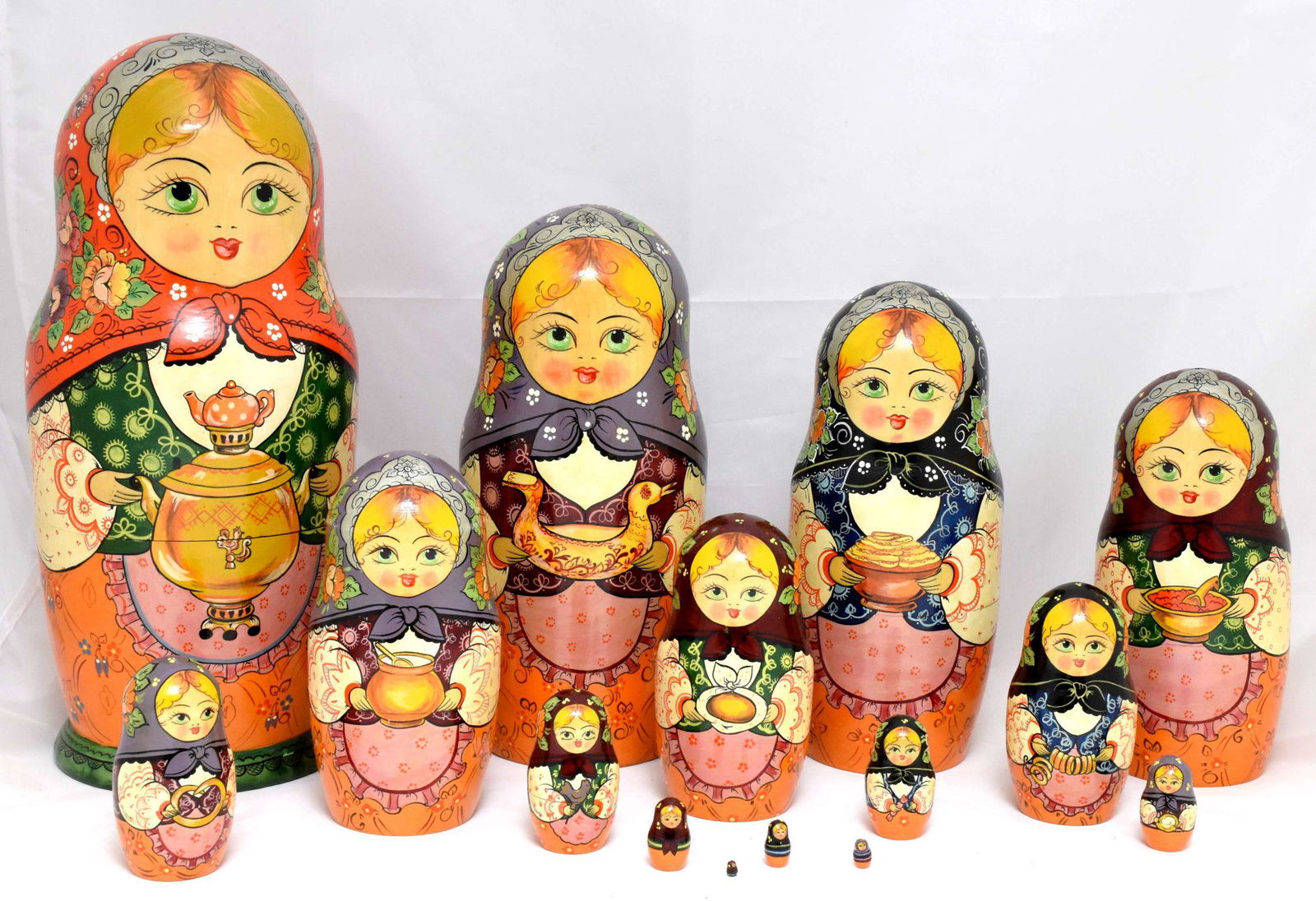 Matreshka: Matreshka. Traditional russian wooden nesting doll. Hand made, hand painted with artist’s signature. Sergiyev Posad, 15 pcs. Dimensions: 14 × 35 cm" Reserve: $300.00 Shipping: Domestic: Flat-rate o