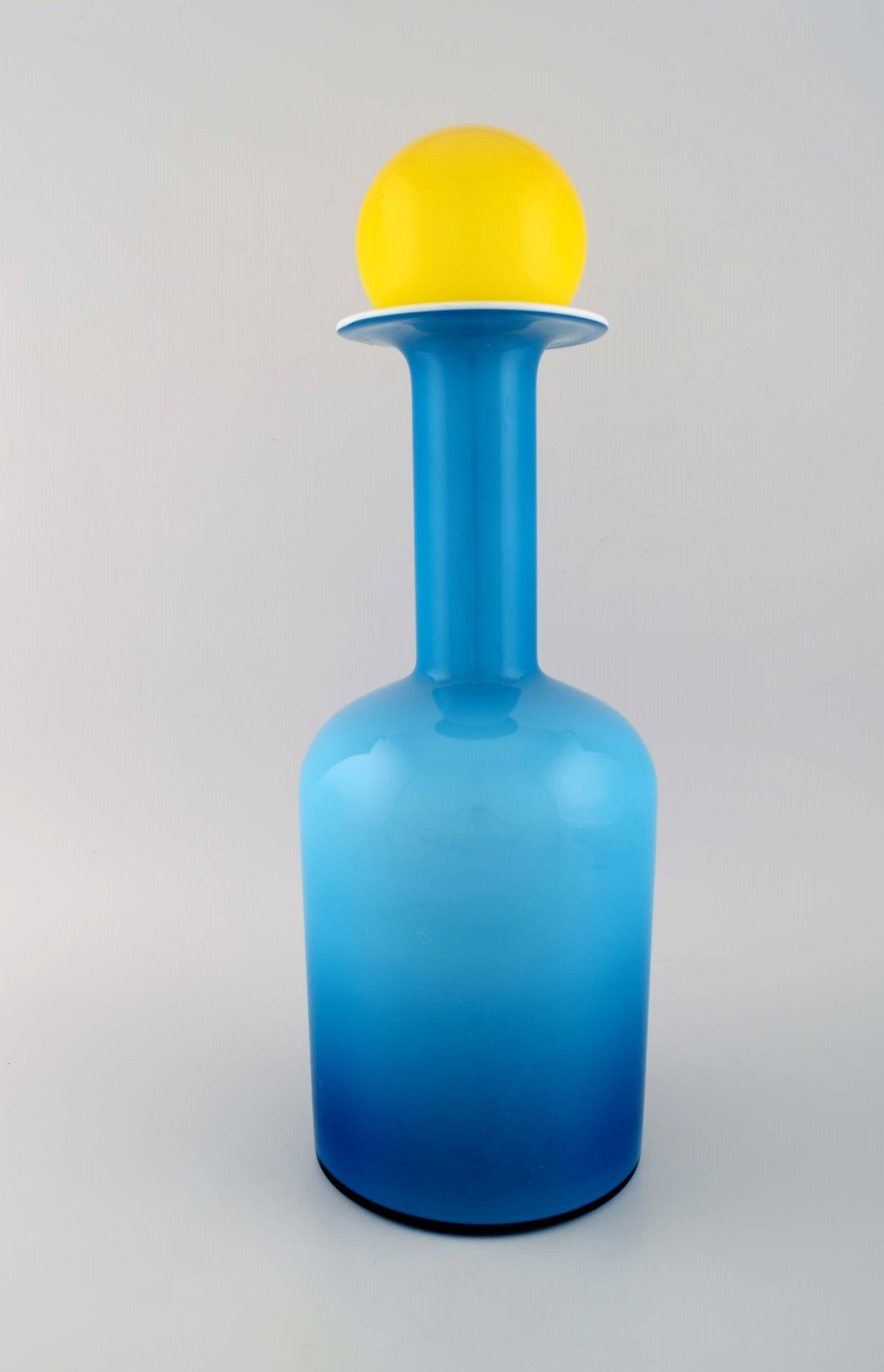 Otto Brauer for Holmegaard. Large vase / bottle in blue art glass with yellow ball. 1960s.: Title: Otto Brauer for Holmegaard. Large vase / bottle in blue art glass with yellow ball. 1960s. Description: Otto Brauer for Holmegaard. Large vase / bottle in blue art glass with yellow ball. 1960s