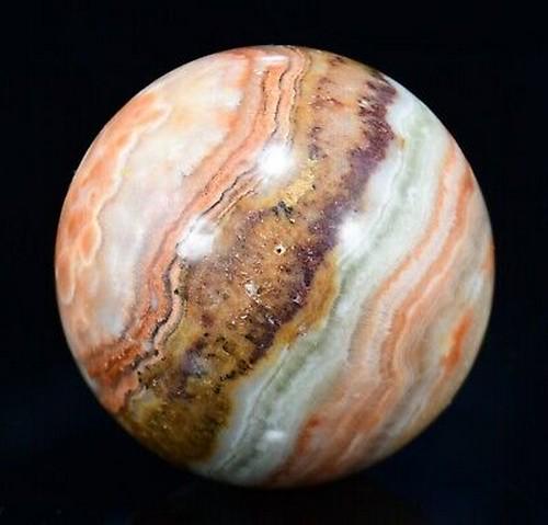 173 Gm Top Quality Polished Onyx Healing Sphere@33 (1 of 3)