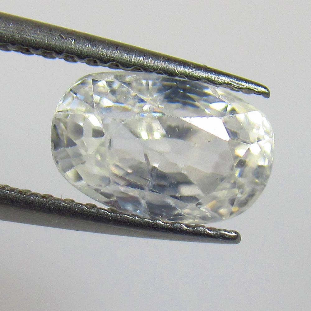 2.50 Ctw Natural White Zircon Cushion Cut: No Reserve! Title: 2.50 Ctw Natural White Zircon Cushion Cut Stone Clarity: VVS Gemstones: Natural Zircon Carat Weights: 2.5 Size/Dimensions: 8.50 x 5.50 x 4.60 mm Additional Information: Purplish Pin