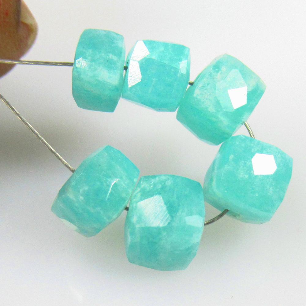 10.35 Ctw Natural 6 Drilled Amazonite Square Beads: No Reserve! Title: 10.35 Ctw Natural 6 Drilled Amazonite Square Beads Stone Clarity: Opaque Gemstones: Natural Amazonite Beads Carat Weights: 10.35 Size/Dimensions: 5.3x3.9 to 6.6x5.9 mm / 6 PC's Addi