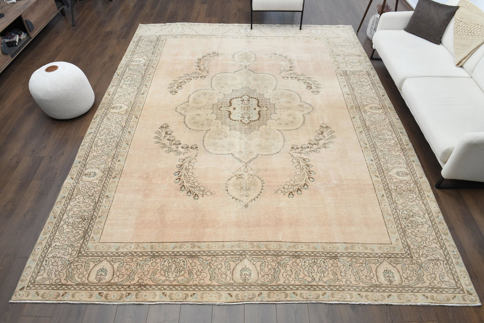 9x13 Original Oushak Turkish Antique Carpet Handwoven: Title: 9x13 Original Oushak Turkish Antique Carpet Handwoven Origin: Turkey Date/Period: 1960 - 1970 Dimension: Width: 9.4 feet Length: 12.8 feet Materials: Wool and Cotton Description: This one-of-a-