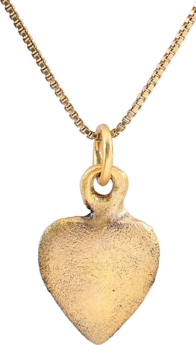 VIKING HEART NECKLACE C.950-1050 AD (1 of 3)