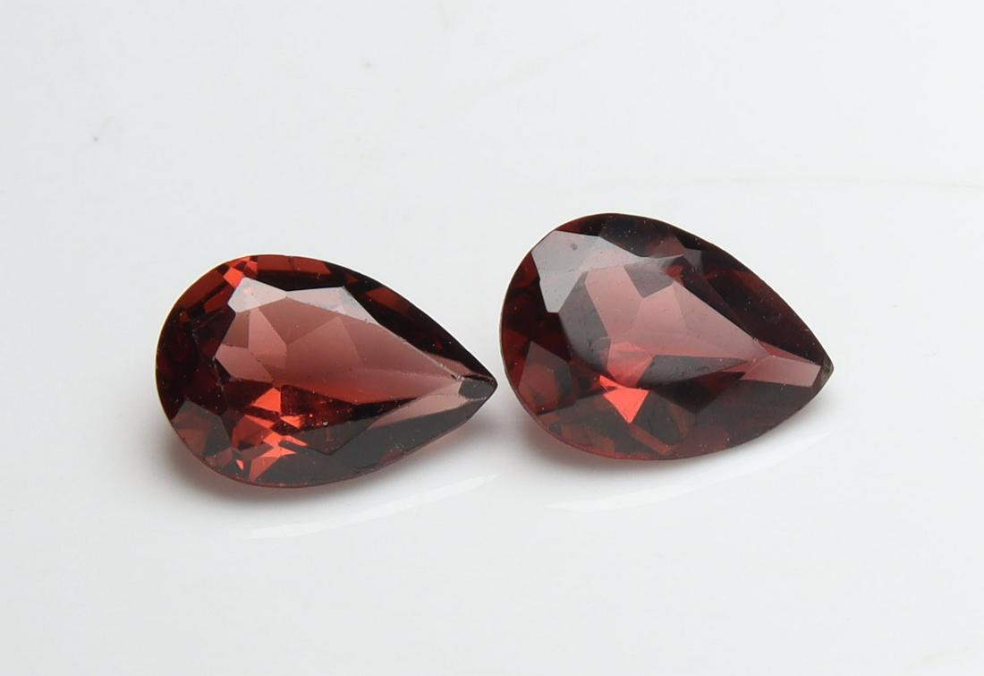 1.34 Cts Natural Almandine Garnet Set (1 of 4)