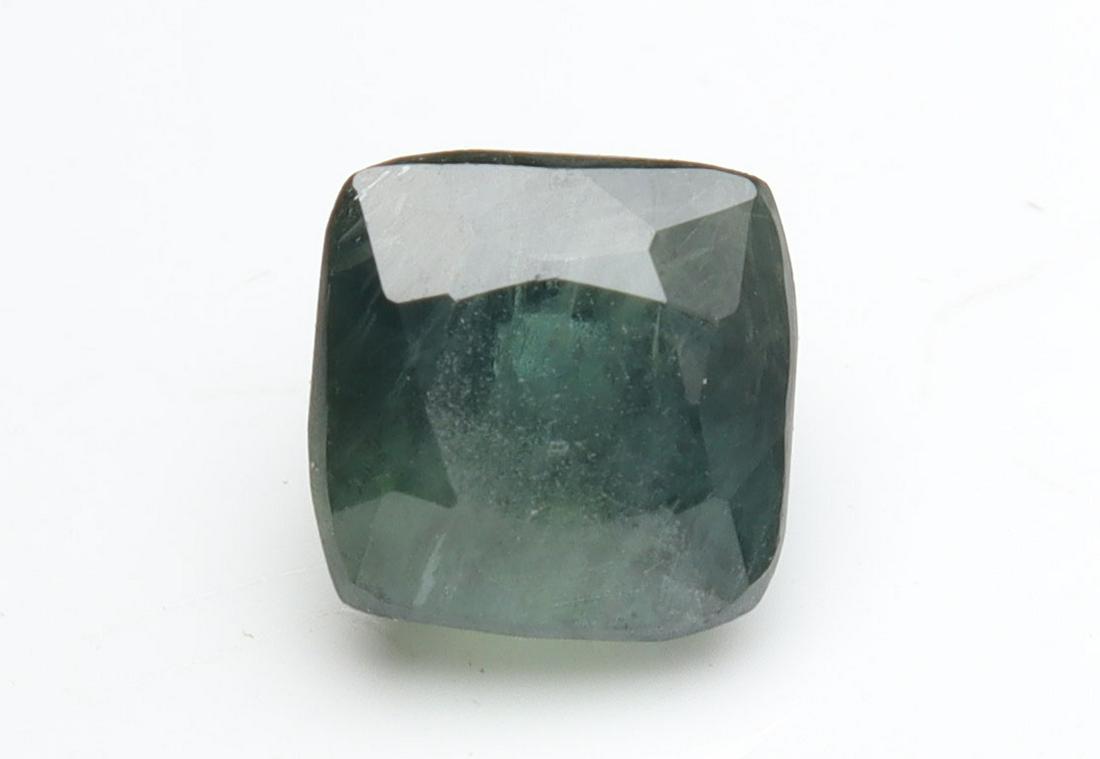 1.39 Cts Natural Unheated Green Sapphire (1 of 4)