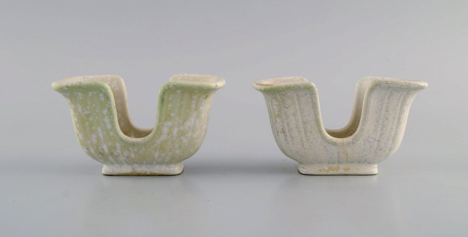 Gunnar Nylund for Rörstrand. A pair of decorative bowls in glazed ceramics. Beautiful eggshell (1 of 7)