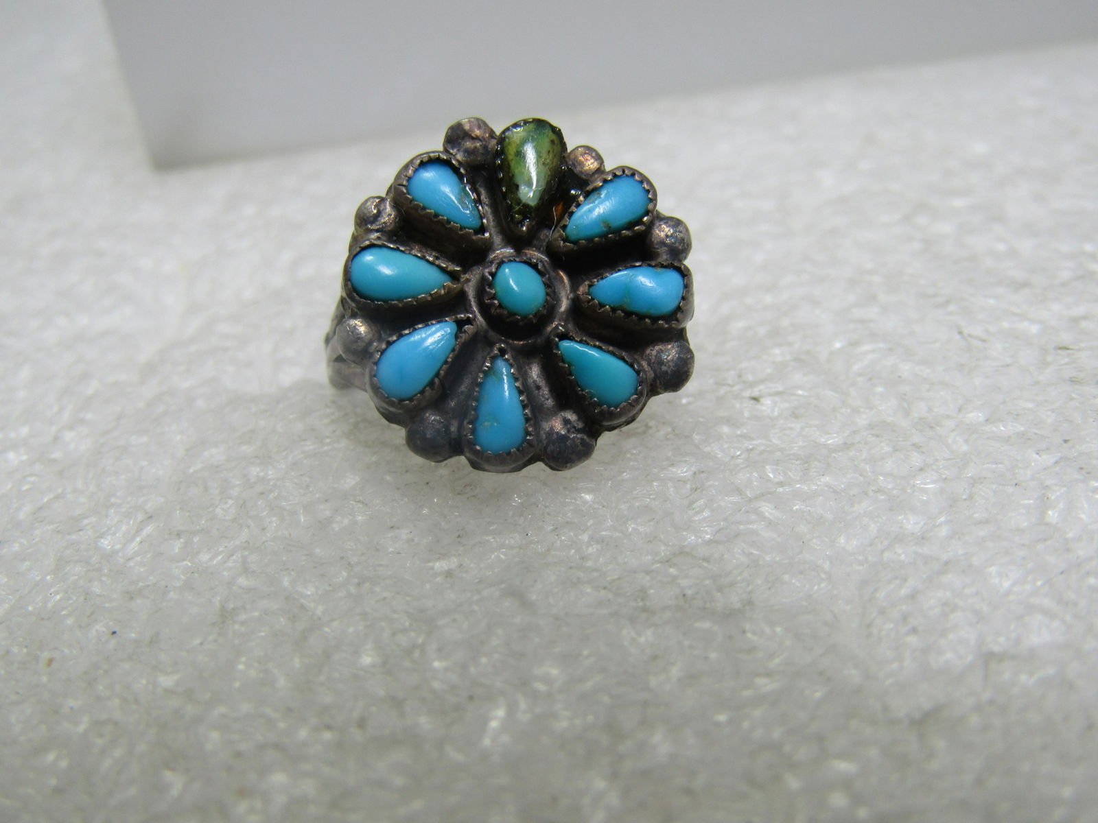Vintage Sterling Southestern Turquoise Petit Point Ring, Sz. 3.5 (1 of 7)