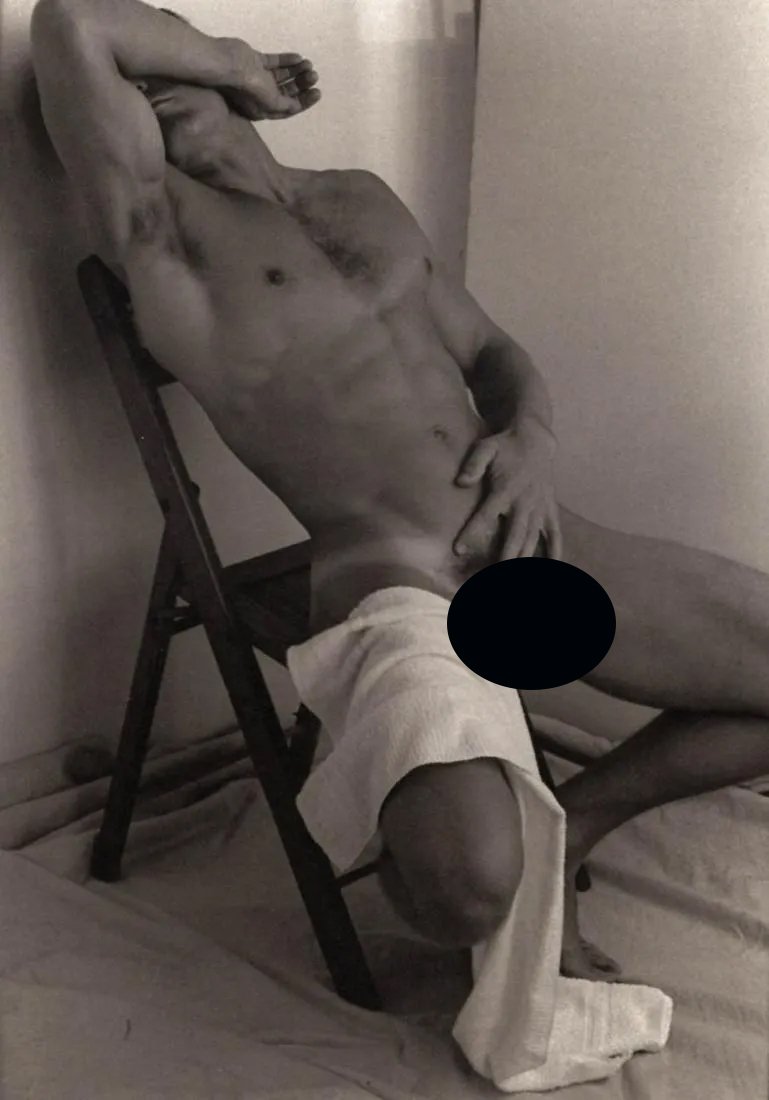 KEN HAAK - Male Nude,1986 (small print): Artist: KEN HAAK Print Title: Male Nude,1986 Medium: Tri-tone Photo-lithographs (Limited edition of 5000) Printed in the 1980â€™s, in the US Image size (inches) approx. 4.5 x 3” Ken Haak(19