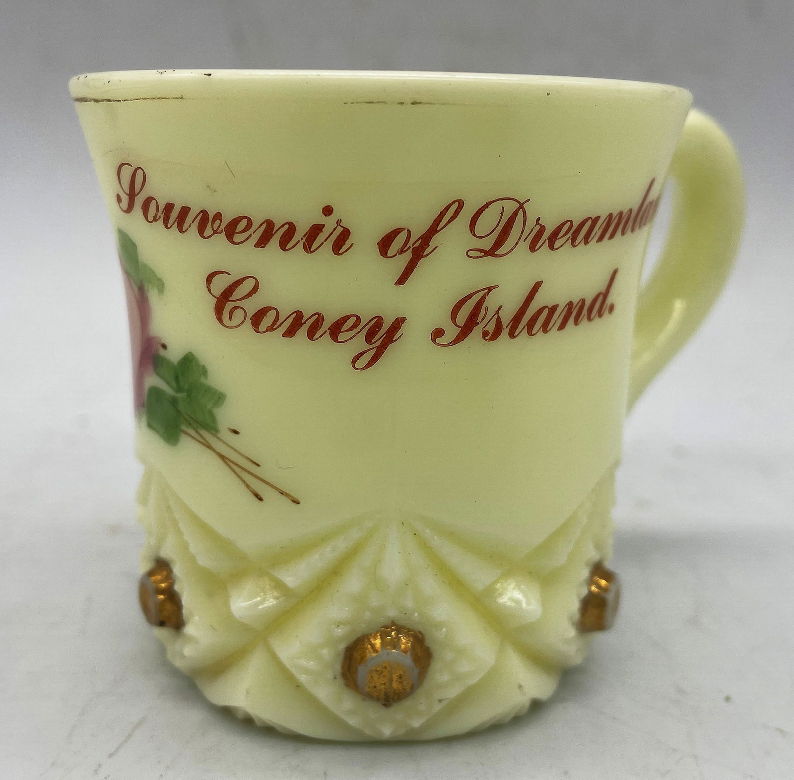 CONEY ISLAND SOUVENIR CUSTARD GLASS CUP GILDED KRYSTOL & PRESSED