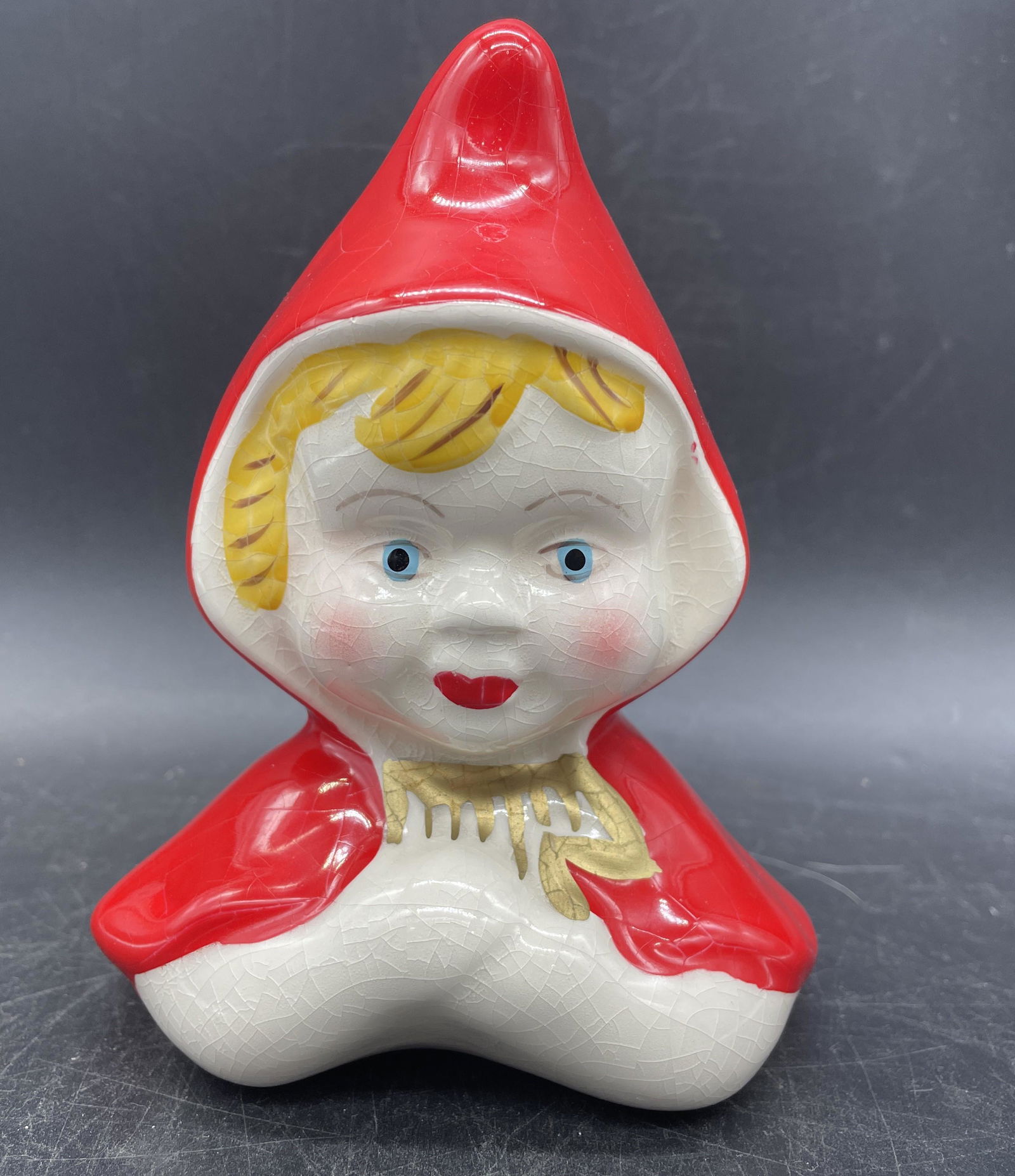 VINTAGE MCCOY "LITTLE RED RIDING HOOD" CERAMIC LADY HEAD VASE (1 of 6)