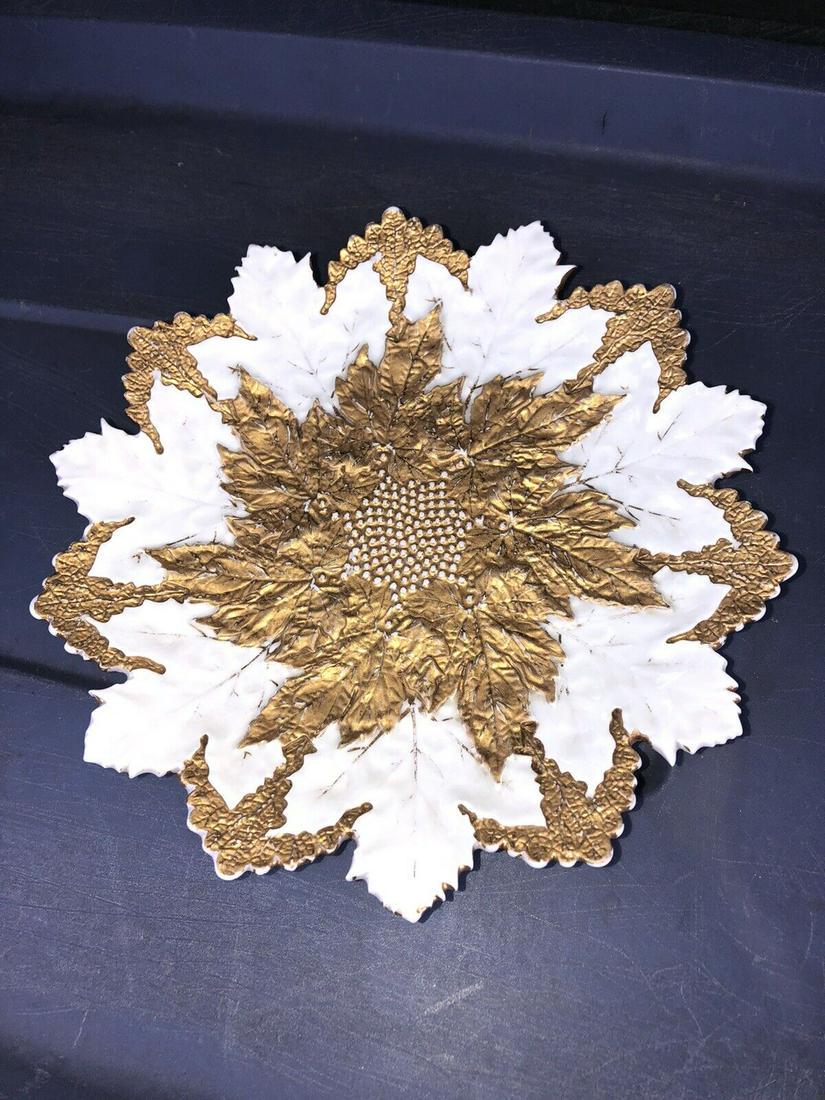8 5/8” meissen plate: It measures 8 5/8” and is marked. It has no chips, cracks or repairs Shipping: Domestic: Flat-rate of $15.00 to anywhere within the contiguous U.S. International: Foreign shipping rates are dete