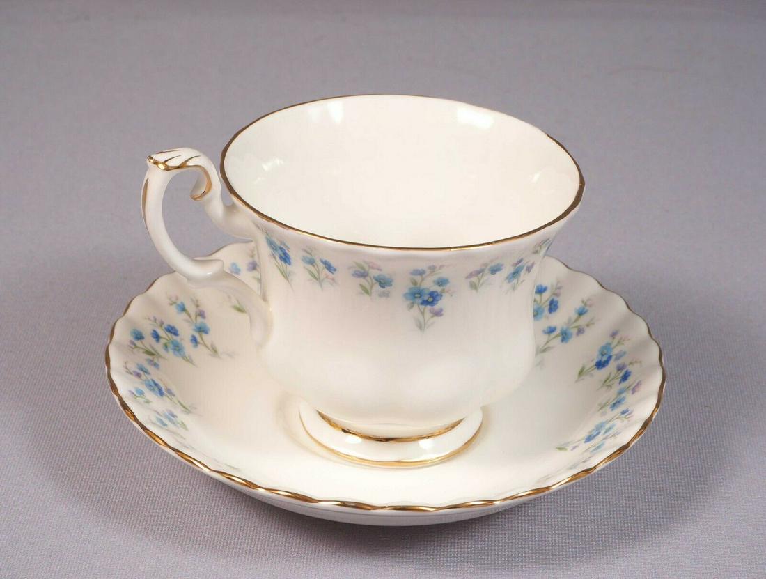 Royal Albert Memory Line Coffee Tea Cup Saucer Set Classy Gold White Blue: This is beautiful set of one Coffee/Teacup with Saucer. The set is from the Royal Albert Memory Line Pattern - Made in England. The rims of this pattern are surrounded in blue forget-me-not flowers. T