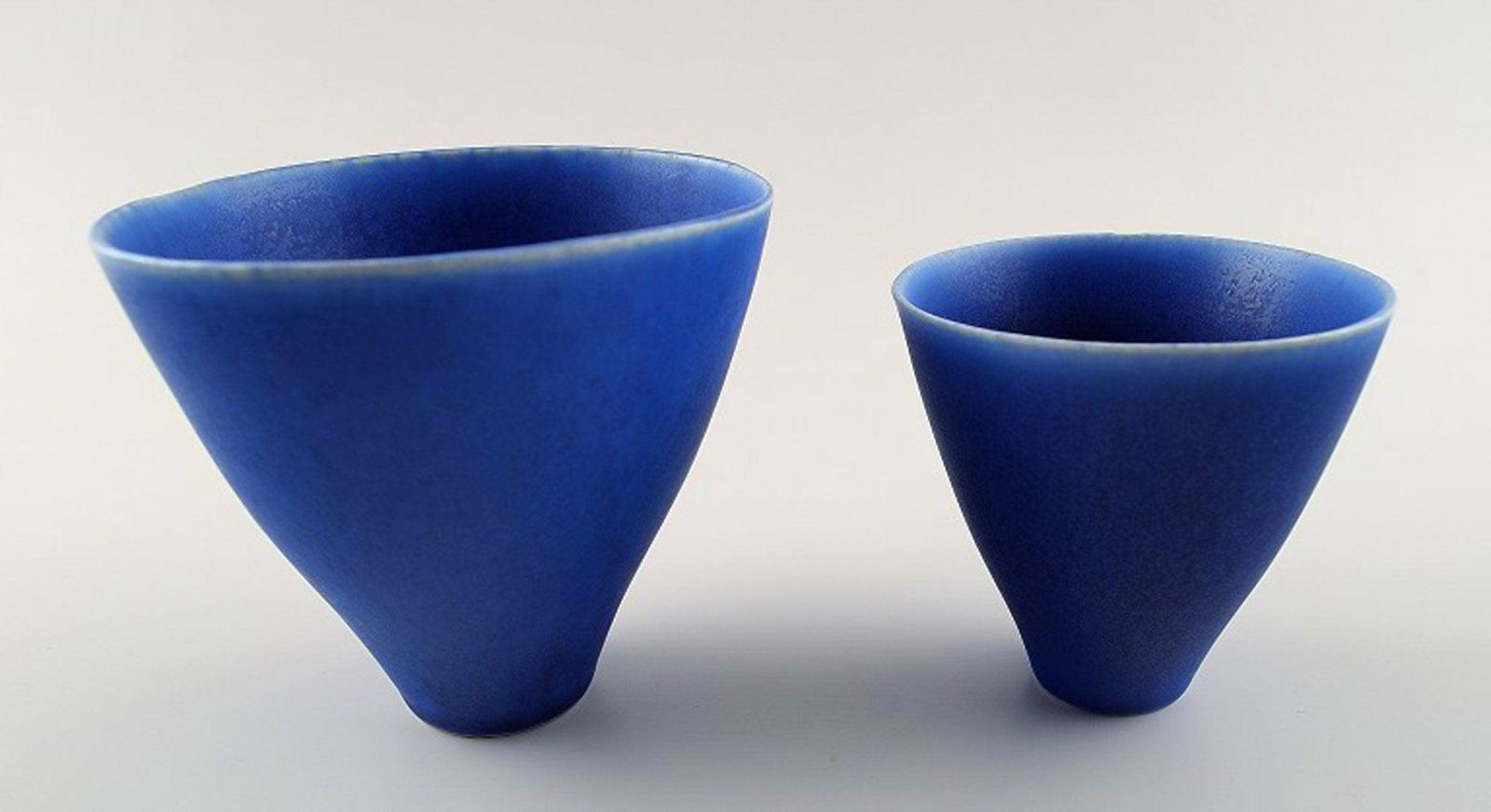 Stig Lindberg (1916-1982), Gustavberg, two pottery vases in blue glaze. (1 of 4)