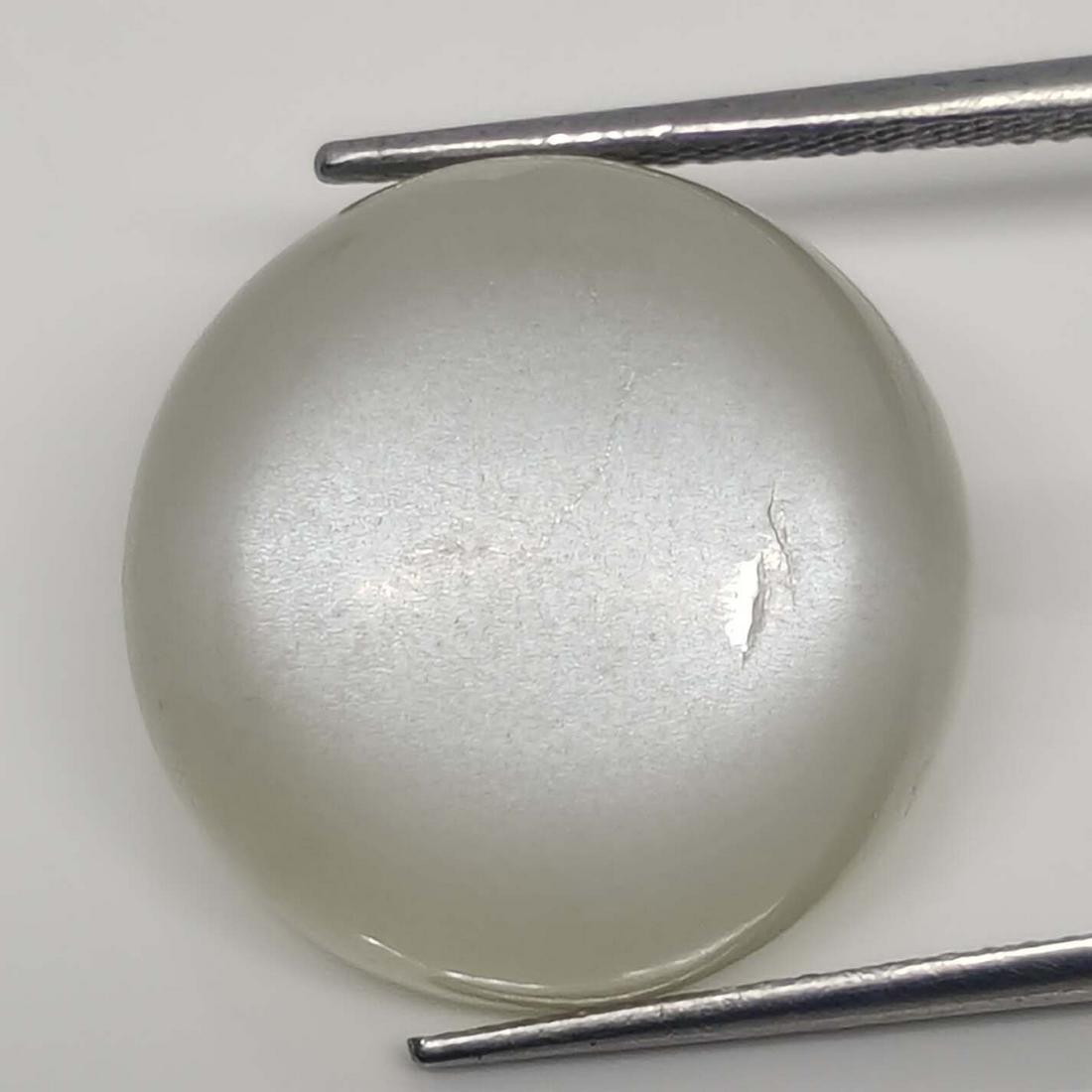 17.20 Ct Natural White Moonstone (1 of 2)