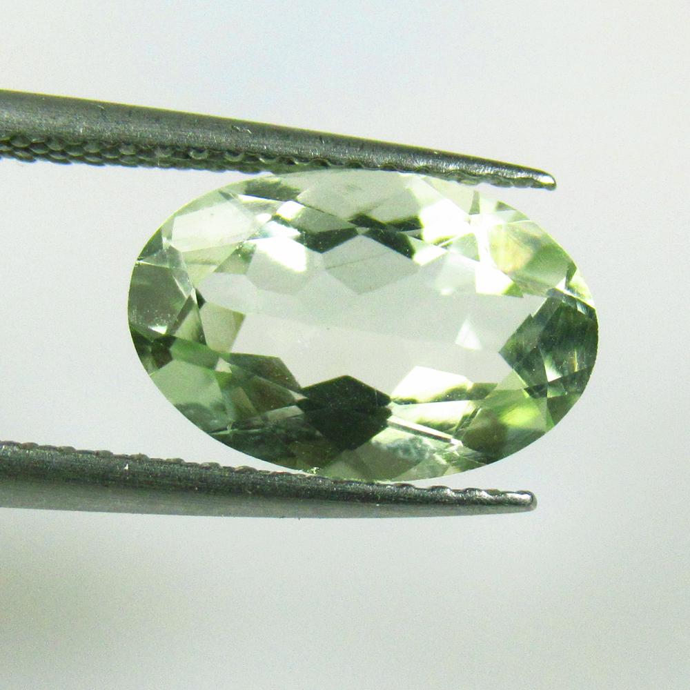 2.70 Ctw Natural Green Amethyst Oval Cut (1 of 2)