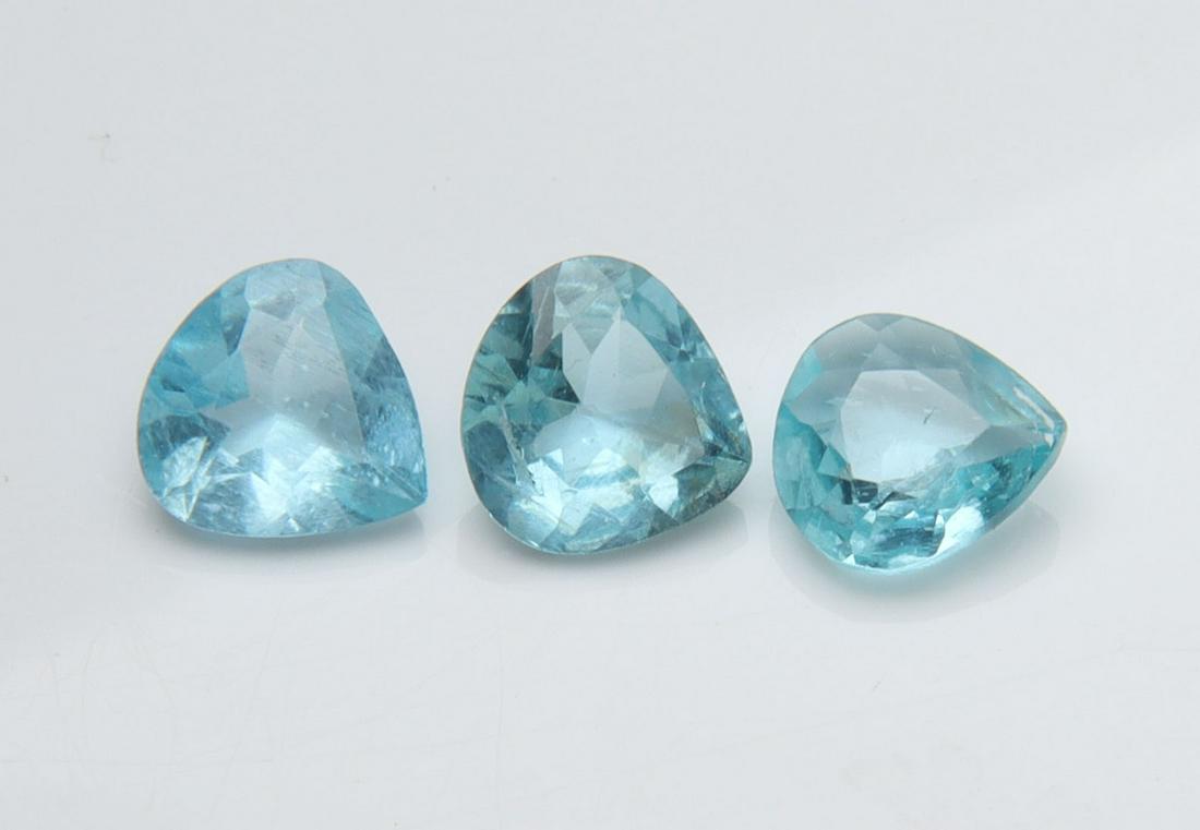 1.10 Cts Natural Blue Apatite Set (1 of 4)
