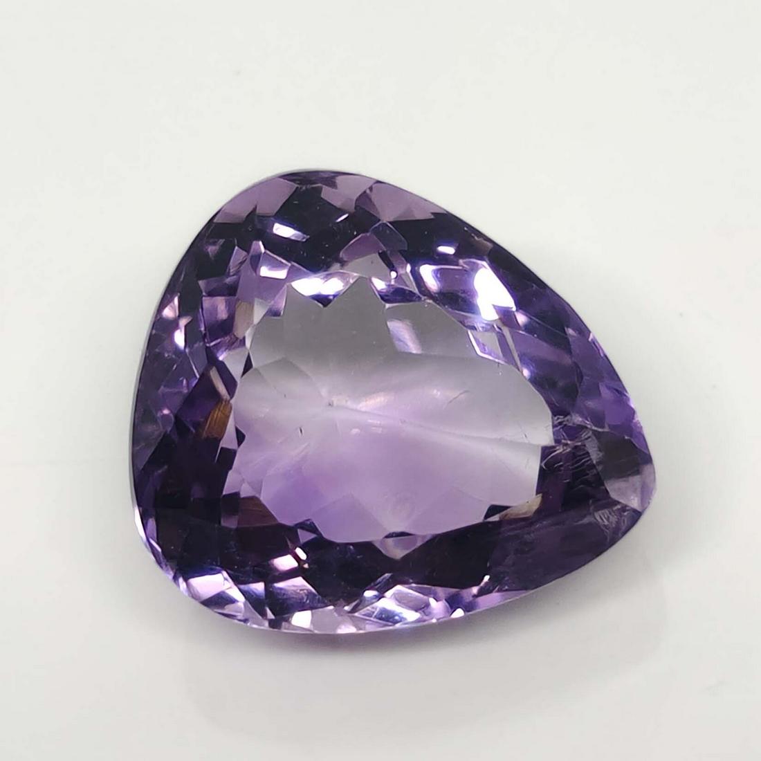 13.40 ct "AAA Grade" Natural Purple Amethyst (1 of 2)