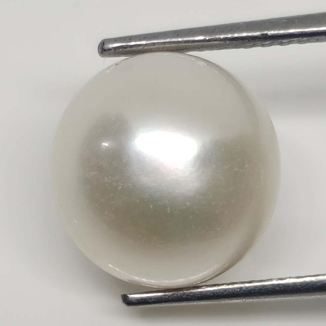 5.95 Ct Natural Fresh Water Pearl: No Reserve! Title: 5.95 Ct Natural Fresh Water Pearl Additional Information: Gemstones: Natural Fresh Water Pearl Carat Weights: 5.95 ct Size/Dimensions: 10 X 10 mm Origin: India Treatment: None Mater