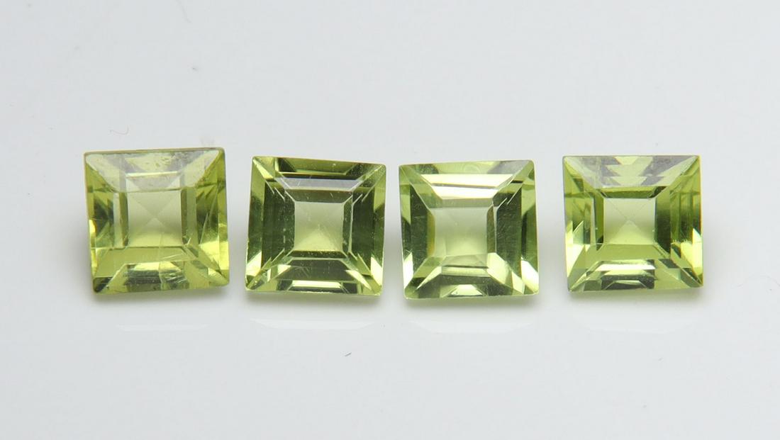 1.75 cts Natural Peridot Set (1 of 4)