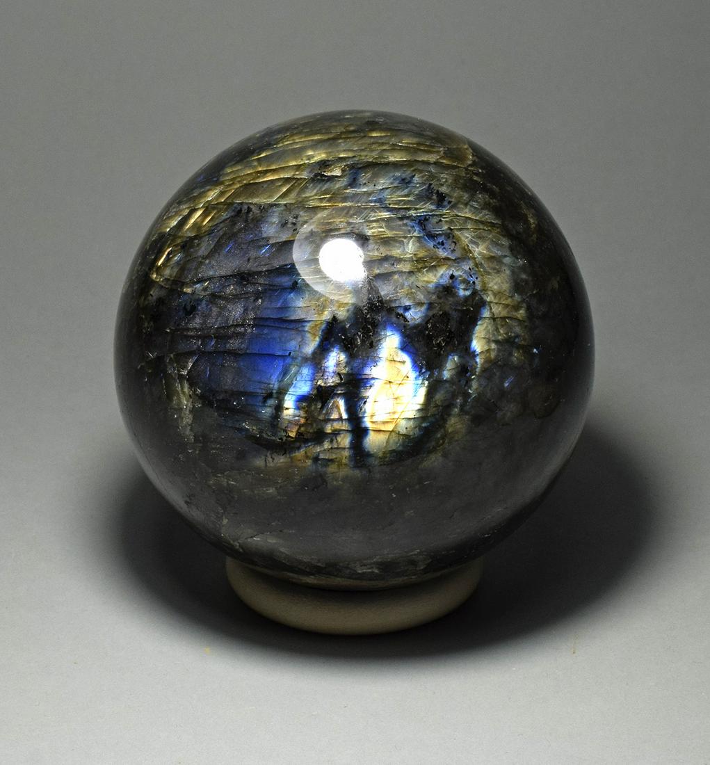 Superb 10.2 cm Polished Labradorite sphere (1 of 5)