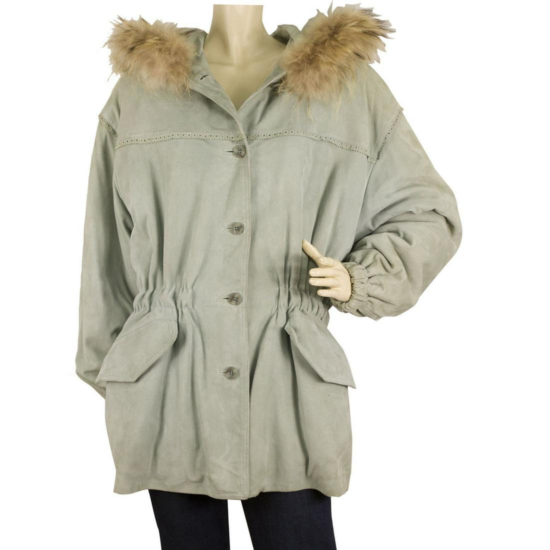 Vintage Byblos Baby Blue Suede Puffer Jacket Coat hooded with fur trim 42 IT: Vintage Byblos Baby Blue Suede Puffer Jacket Coat hooded with fur trim 42 IT Vintage Byblos Baby Blue Suede Puffer Jacket Coat hooded with fur trim 42 IT The most stylish jacket that will keep you war