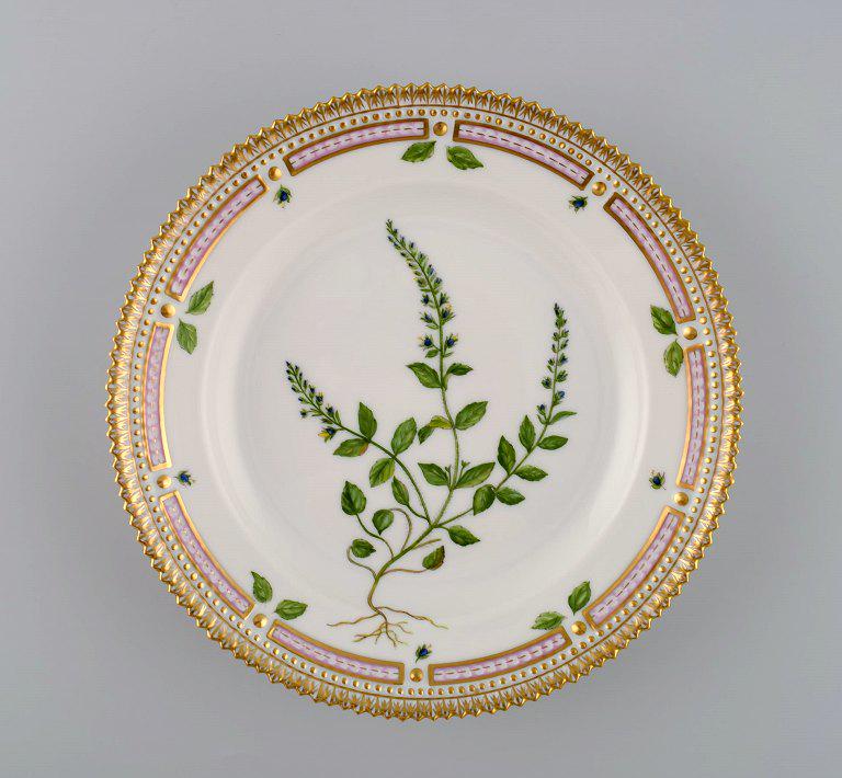 Royal Copenhagen Flora Danica salad plate in hand-painted porcelain with flowers and gold (1 of 4)