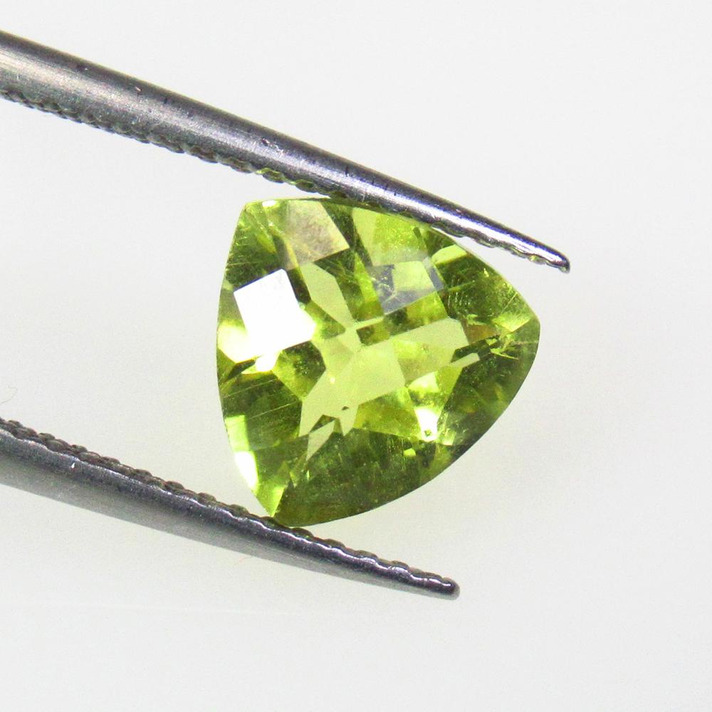 2.02 Ctw Natural Lemon Quartz Trillion Cut: No Reserve! Title: 2.02 Ctw Natural Lemon Quartz Trillion Cut Stone Clarity: VVS Gemstones: Natural Lemon Quartz Carat Weights: 2.02 Size/Dimensions: 8.20 x 8.20 x 6.00 mm Additional Information: Top 