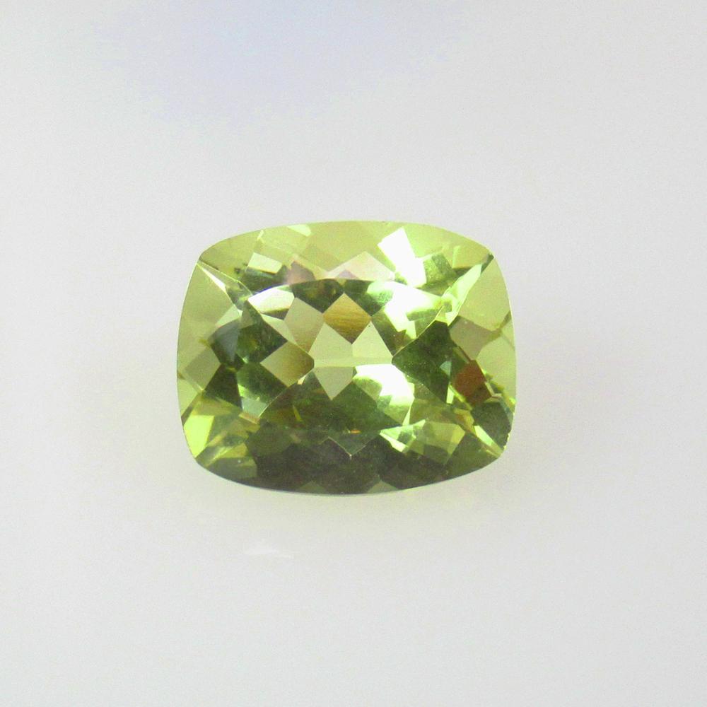 5.81 Ctw Natural Lemon Quartz Cushion Cut: No Reserve! Title: 5.81 Ctw Natural Lemon Quartz Cushion Cut Stone Clarity: VVS Gemstones: Natural Lemon Quartz Carat Weights: 5.81 Size/Dimensions: 12.70 x 10.30 x 7.40 mm Additional Information: Top