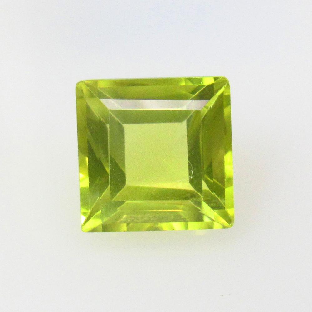 5.20 Ctw Natural Lemon Quartz Square Cut: No Reserve! Title: 5.20 Ctw Natural Lemon Quartz Square Cut Stone Clarity: VVS Gemstones: Natural Lemon Quartz Carat Weights: 5.2 Size/Dimensions: 10.00 x 10.00 x 7.00 mm Additional Information: Good 