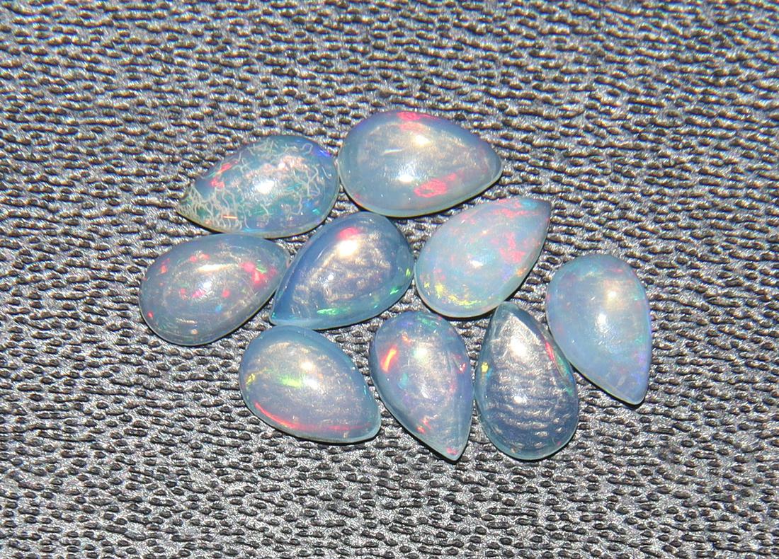 1.09 Cts Natural Ethiopian Opal Set (1 of 2)