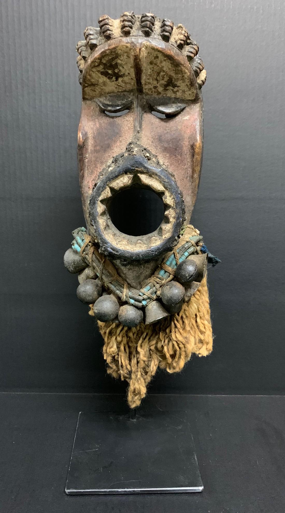 Dan Mask with Metal Stand (1 of 7)