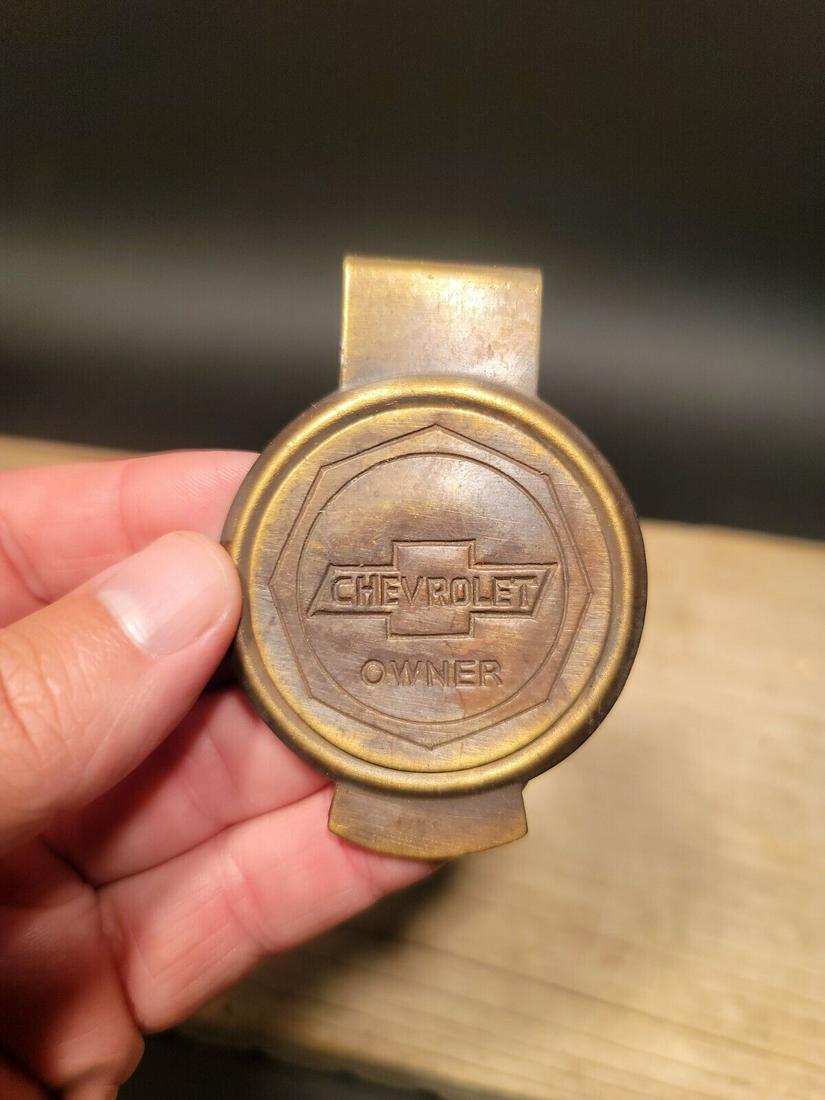 Brass Chevrolet Chevy Owner Money Clip: 2 5/8" Tall x 1 3/4" wide This all solid brass replica money clip will surely make you wonder its age! It is made to look just like the antique The face of this plate has a very pleasing brown patina