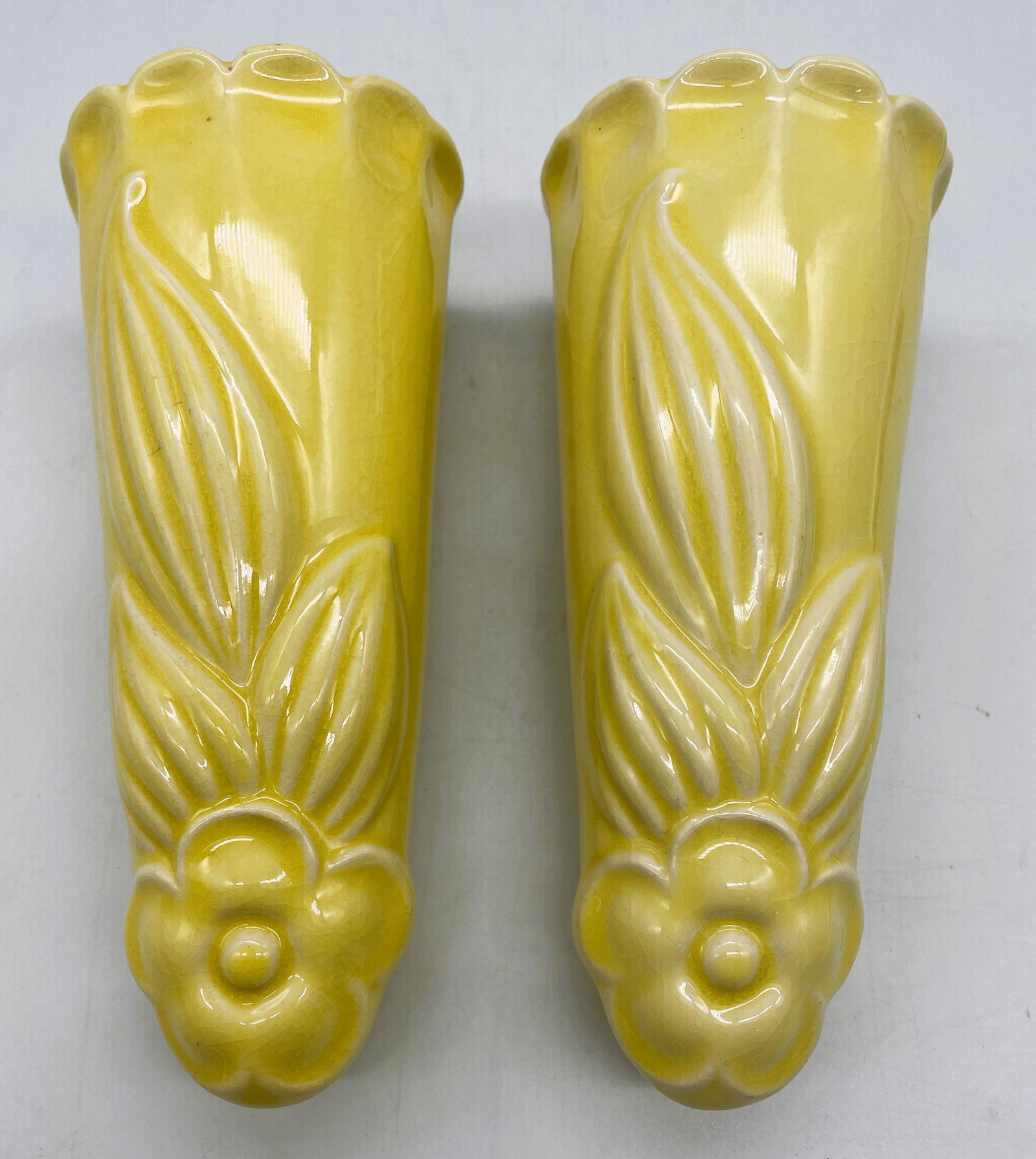 MCCOY YELLOW WALL POCKETS USA (1 of 8)