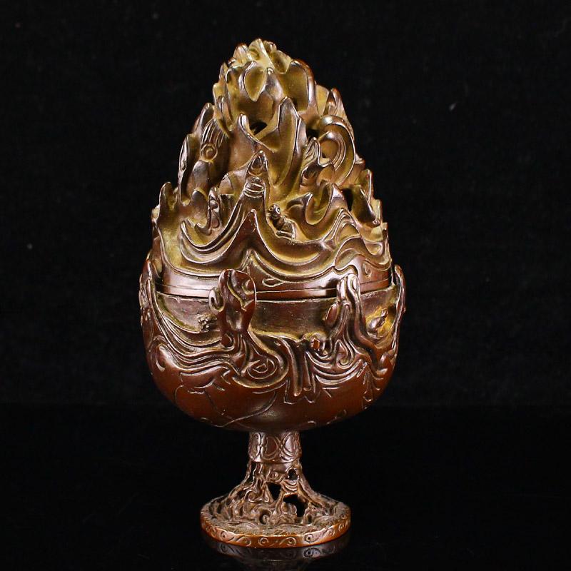 Chinese Bronze Incense Burner: Title: Chinese Bronze Incense Burner Date/Period: After1860 Origin: Chinese Dimension: 130x60(mm) 5.12x2.36(inches) Weight 1.01 lbs/460 g Materials: Bronze Reserve: $139.00 Shipping: Domestic: Shippin