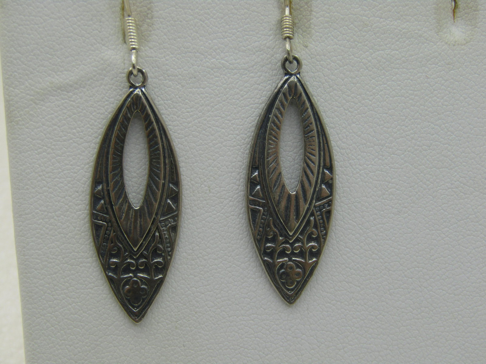 Vintage Southwestern Sterling Southwestern Earrings, Pierced Signed LLE, 2" (1 of 5)