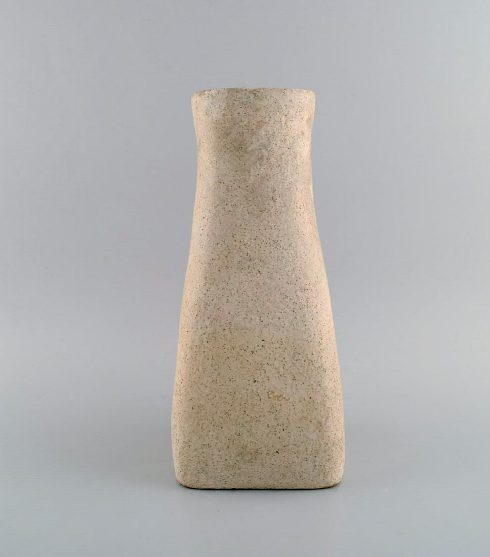 European studio ceramicist. Unique vase in glazed stoneware. Beautiful raw glaze in sand shades. (1 of 7)