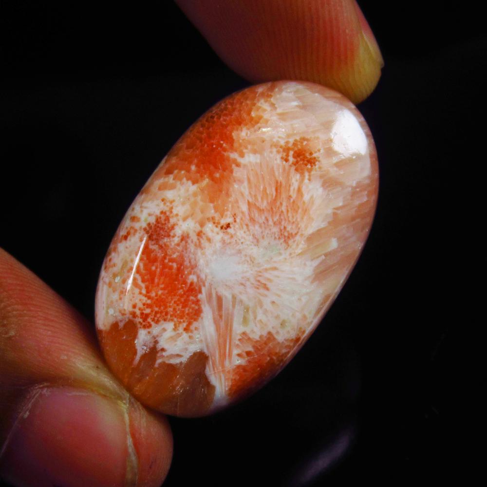 Natural Jasper Quartz - 32.02 Ct (1 of 2)