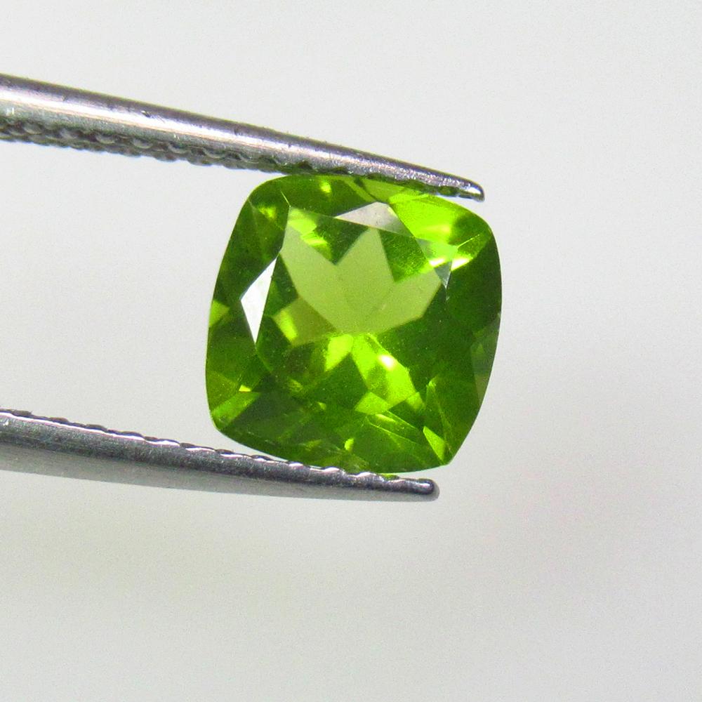 1.54 Ctw Natural Pakistan Peridot Cushion Cut: No Reserve! Title: 1.54 Ctw Natural Pakistan Peridot Cushion Cut Stone Clarity: VVS Gemstones: Natural Peridot Carat Weights: 1.54 Size/Dimensions: 6.90 x 6.80 x 4.40 mm Additional Information: Top Cl