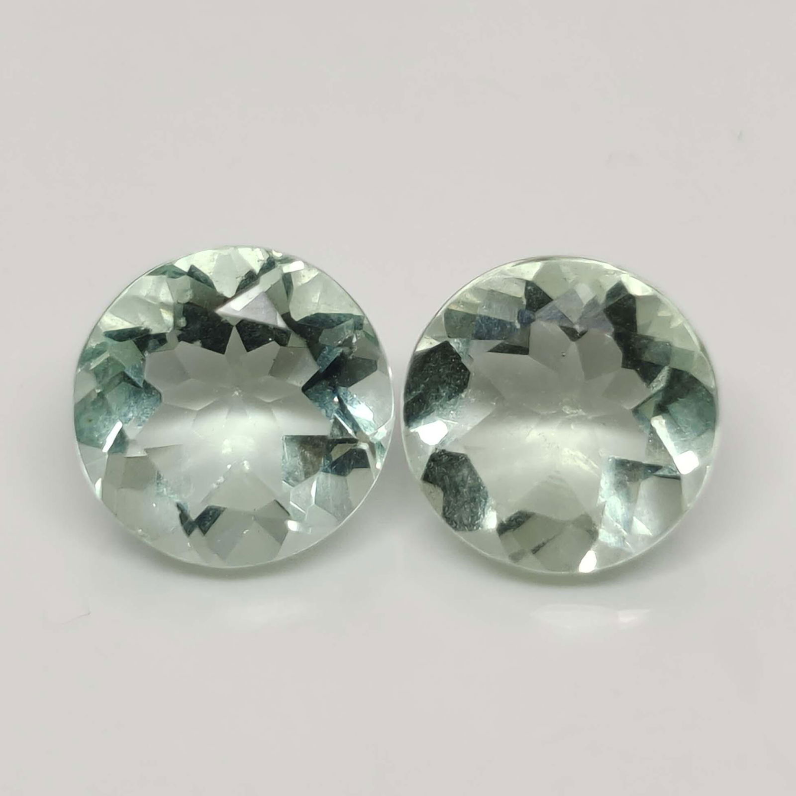 4.60 ct Natural Green Fluorite pair (1 of 2)