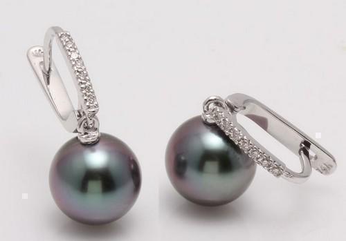 14 kt. White Gold - 9x10mm Round Peacock Tahitian Pearls - Earrings - 0.11 ct: Title: 14 kt. White Gold - 9x10mm Round Peacock Tahitian Pearls - Earrings - 0.11 ct Description: Emerging from the tropical lagoons of French Polynesia, the Tahitan pearls have been hand selected for