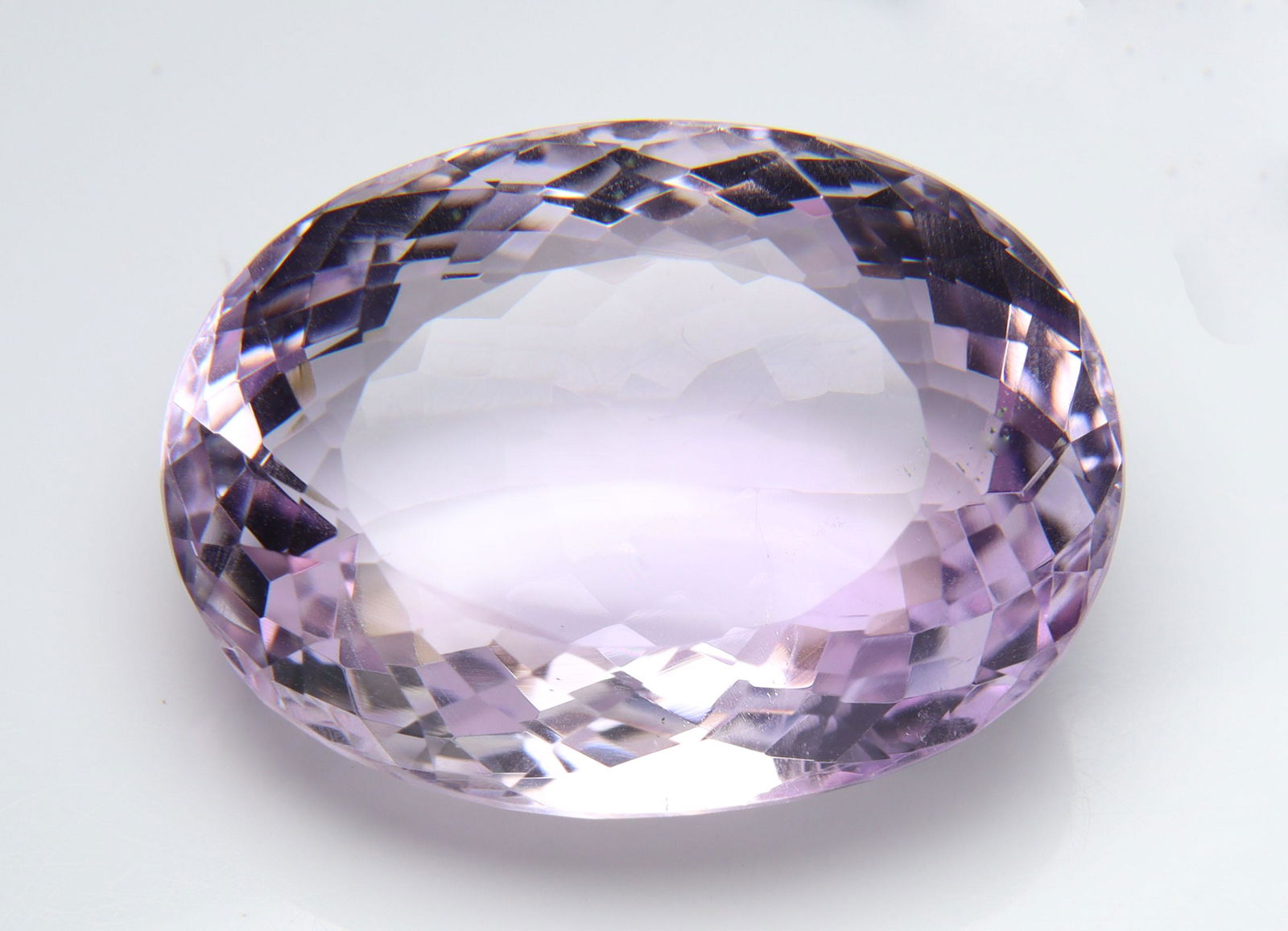 37.72 Cts Natural Amethyst (1 of 5)