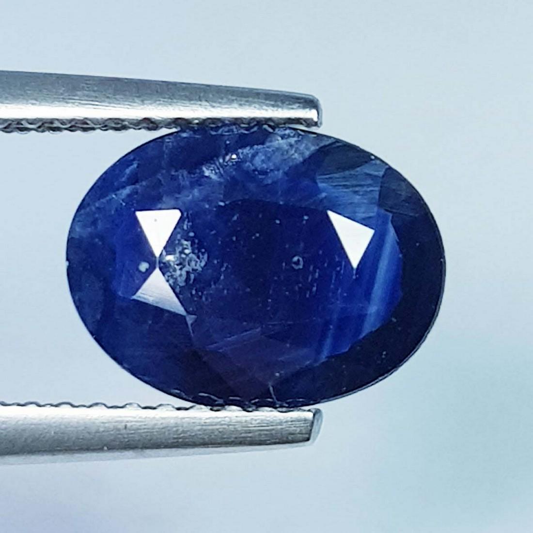 1.78 ctz " Fine Collective Gem" Natural Blue Sapphire: No Reserve! Title:1.78 ctz " Fine Collective Gem" Natural Blue Sapphire Color/Clarity:Blue / VS Gemstones:Sapphire Carat Weights:1.78 Size/Dimensions:9.90 x 7.50 x 2.80 Additional Information:Oval / B