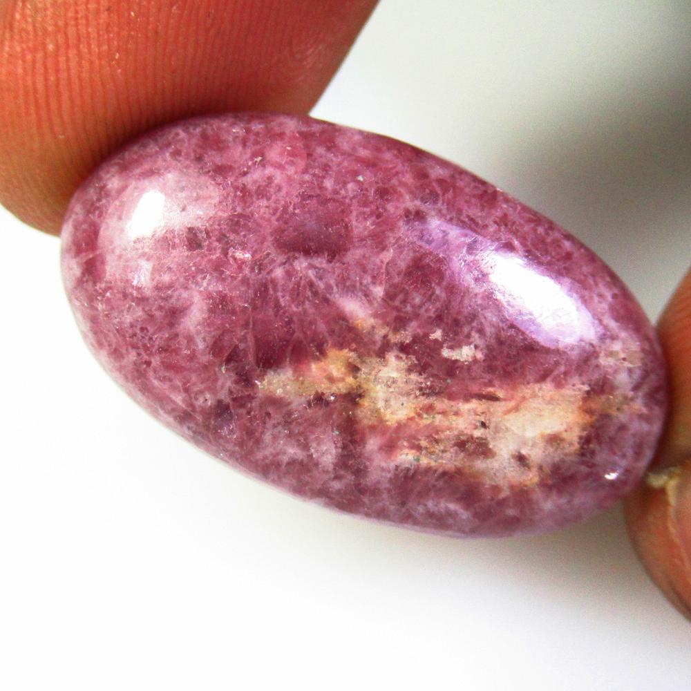 24.60 Ctw Natural Jasper Quartz Oval Cab: No Reserve! Title: 24.60 Ctw Natural Jasper Quartz Oval Cab Stone Clarity: Opaque Gemstones: NaturalJasper Quartz Carat Weights: 24.6 Size/Dimensions: 28.00 x 16.20 x 6.40 mm Additional Information: N