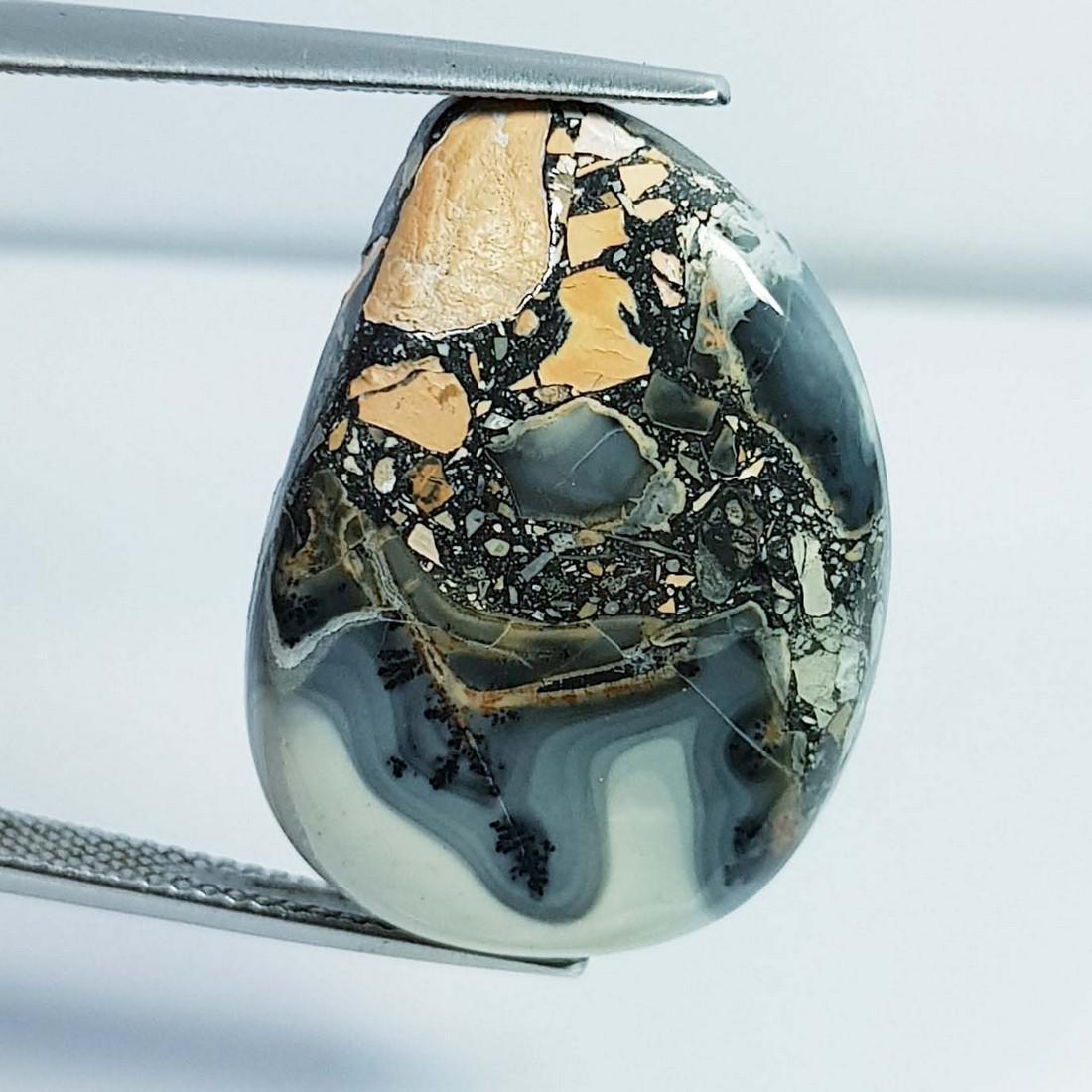 27.76 ctz Natural Malingono Jasper: No Reserve! Title:27.76 ctz Natural Malingono Jasper Color/Clarity:Jasper Gemstones:Multy Color / Opaque Carat Weights:27.76 Size/Dimensions:26.15 x 19.15 x 6.00 Additional Information:Fancy / Brazil