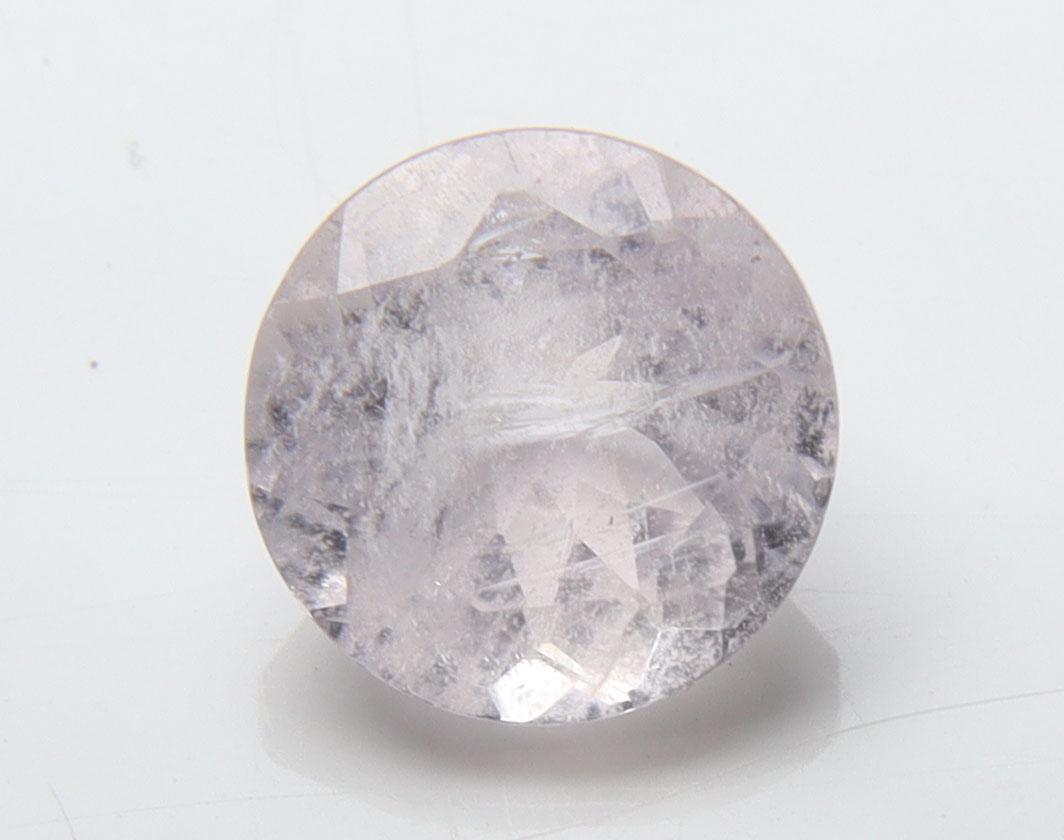 1.95 cts Natural Morganite: No Reserve! Title: 1.95 cts Natural Morganite Additional Information: Gemstone : Natural Morganite Shape and Cut : Round Cut Weight : 1.95 carats Measurements : 8x8 mm, Color : Peach Transparency : Tr