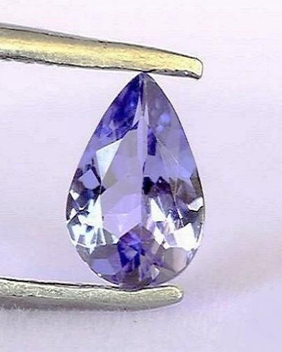 Tanzanite Unheated Pear Cut: No Reserve! Title: Tanzanite Unheated Pear Cut Gemstones: Tanzanite Carat Weights: 0,30 approx. Size/Dimensions: 5 x 3 mm approx. Additional Information: Natural Tanzanite Unheated. Transparent with l
